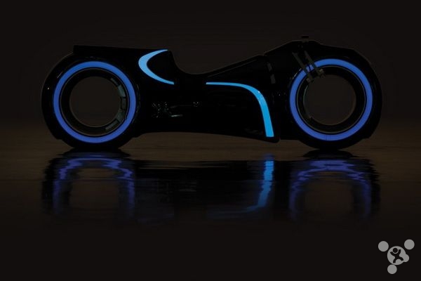 創(chuàng)戰(zhàn)紀Light Cycle.jpg